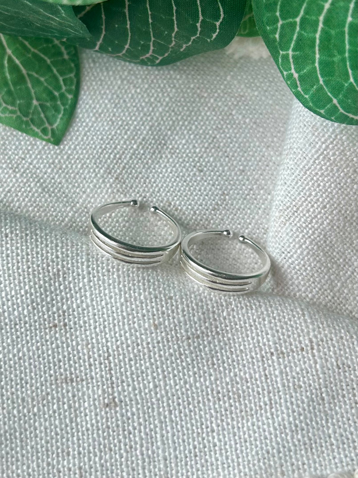 Ezhil • எழில் • 925 Silver Toe Rings