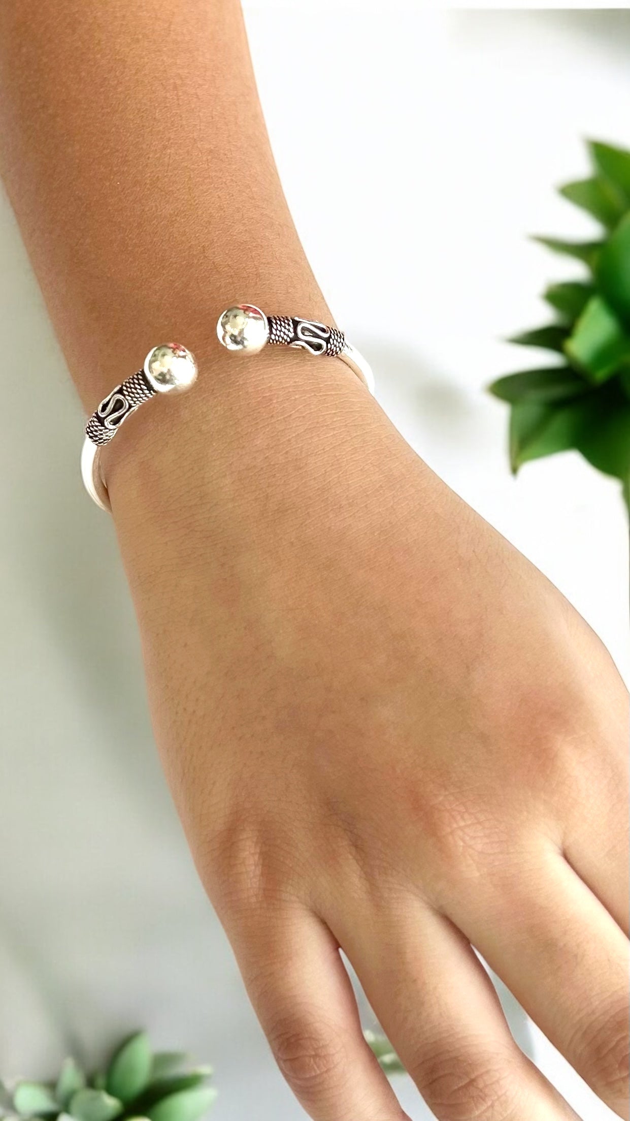 Aadhiyaan • ஆதியான் • 925 Silver Children Kada with Elephant & Heart Charms • Single Piece