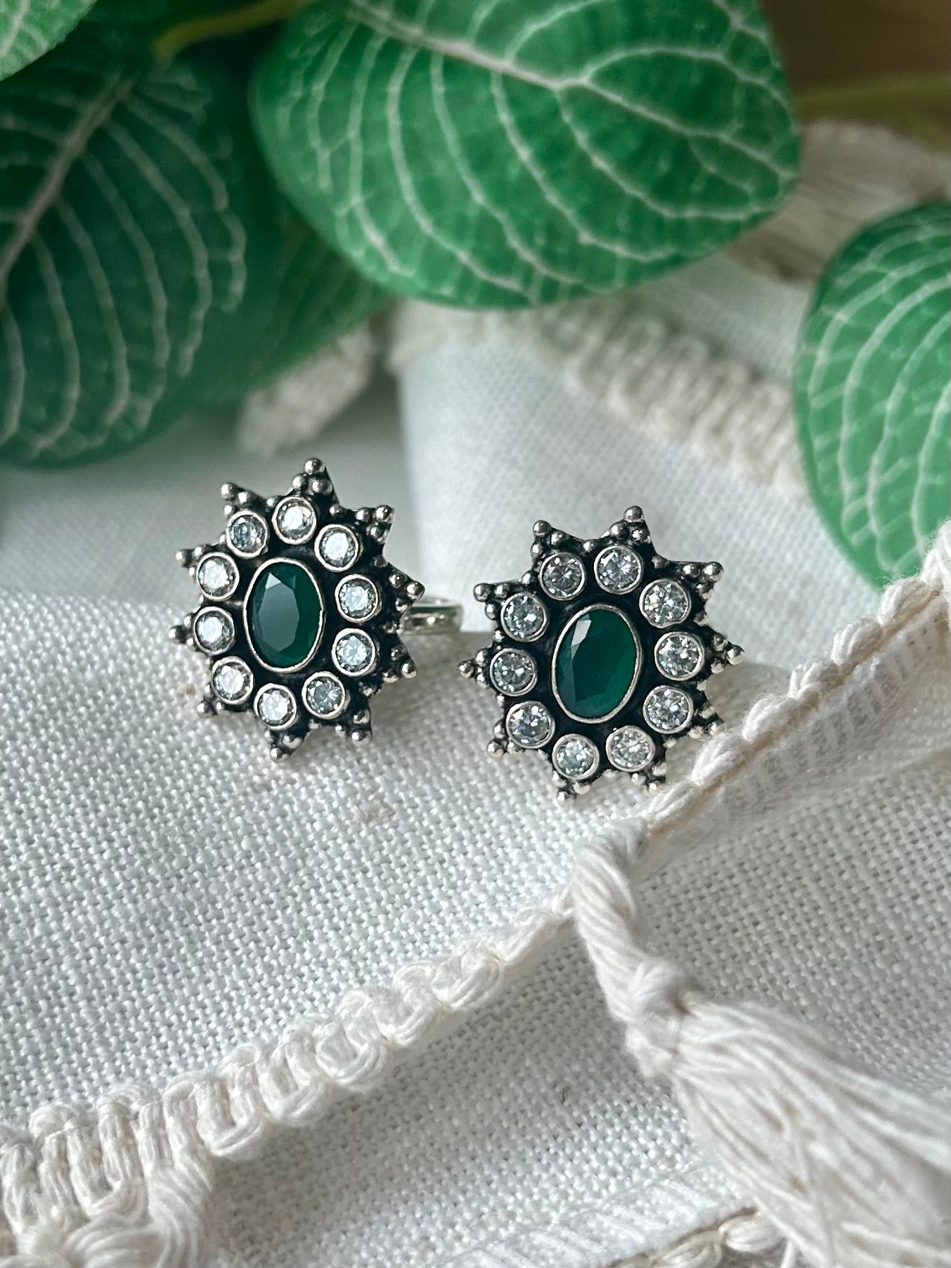 Sundari • சுந்தரி • 925 Silver Toe Rings