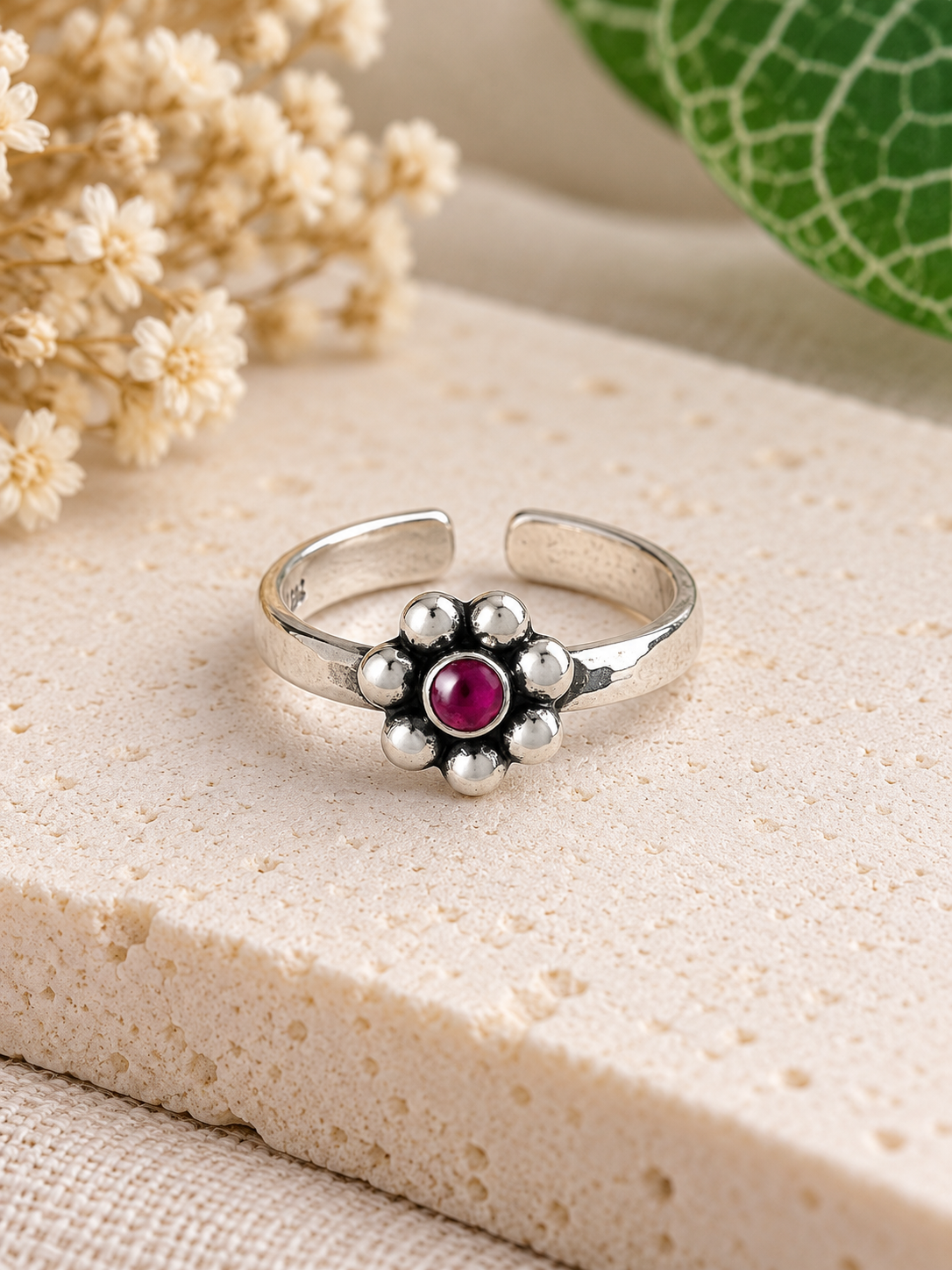Malarvi • மலர்வி • 925 Silver Toe Rings
