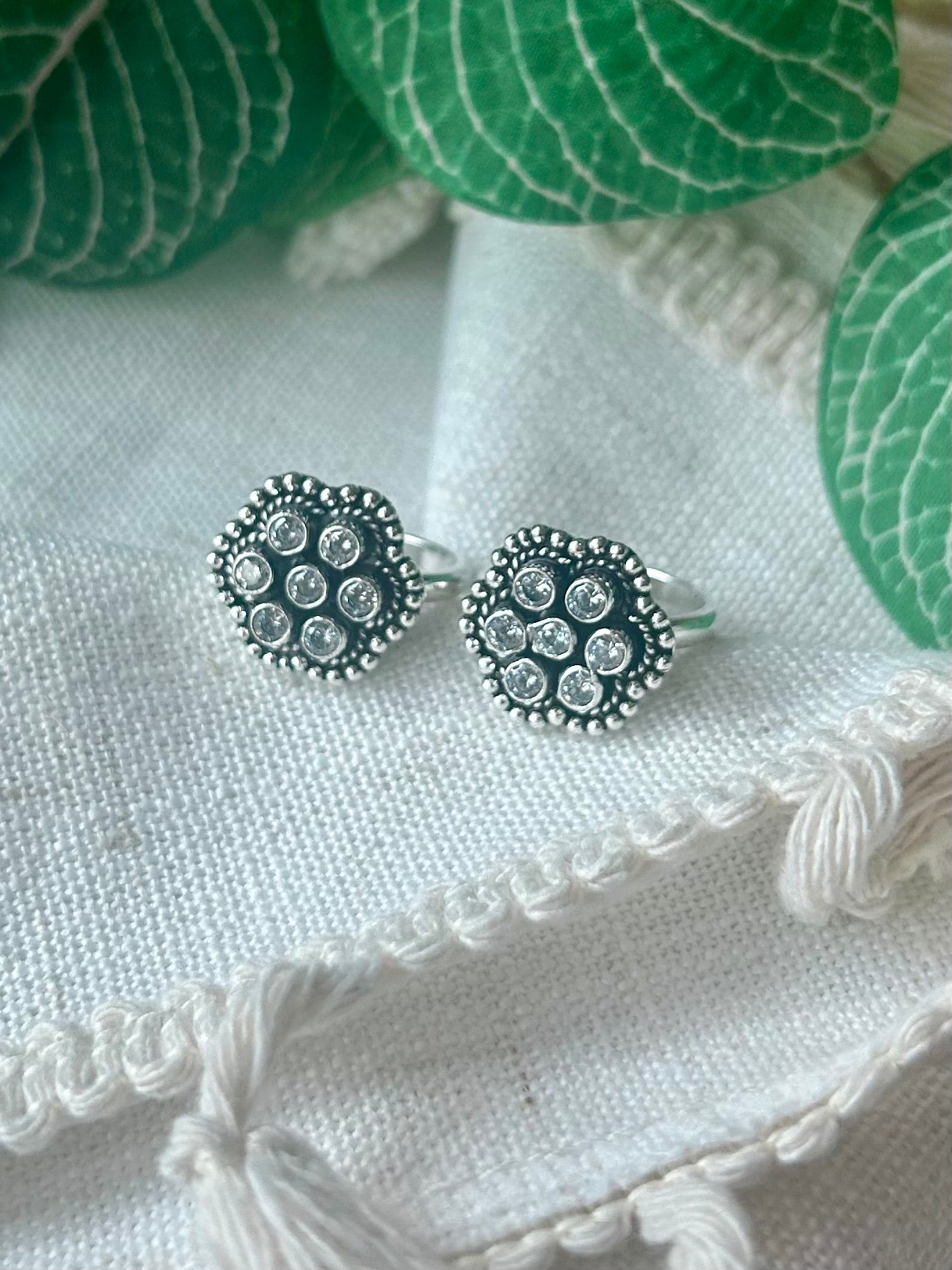 Chandramathi • சந்திரமதி • 925 Silver Toe Rings