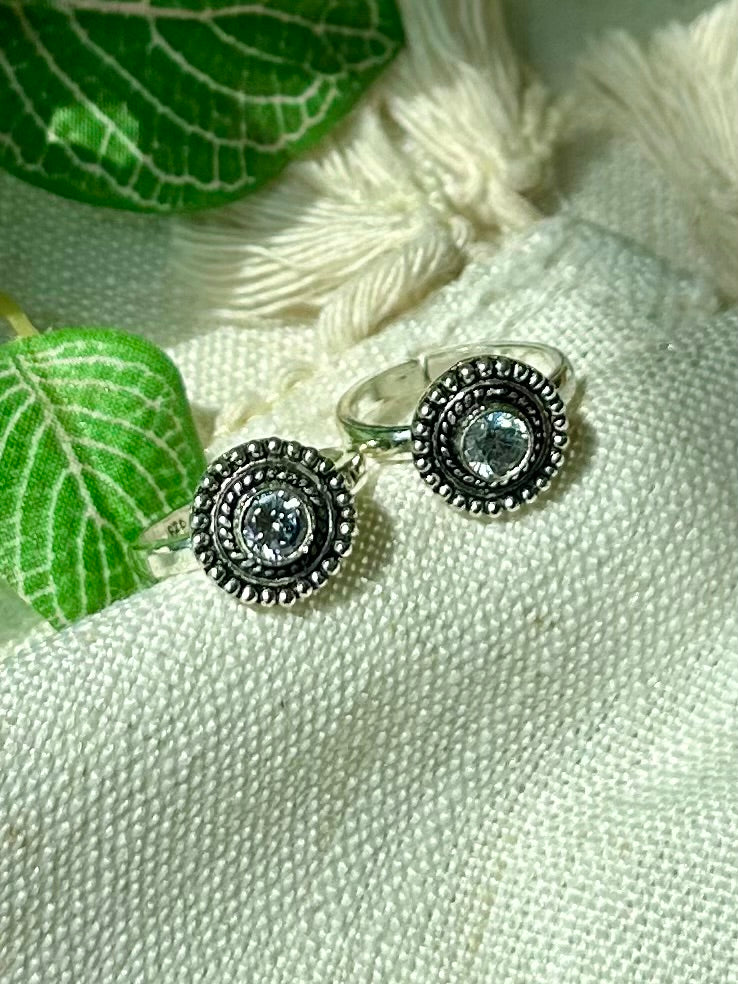 Kanchana • காஞ்சனா • 925 Silver Toe Rings