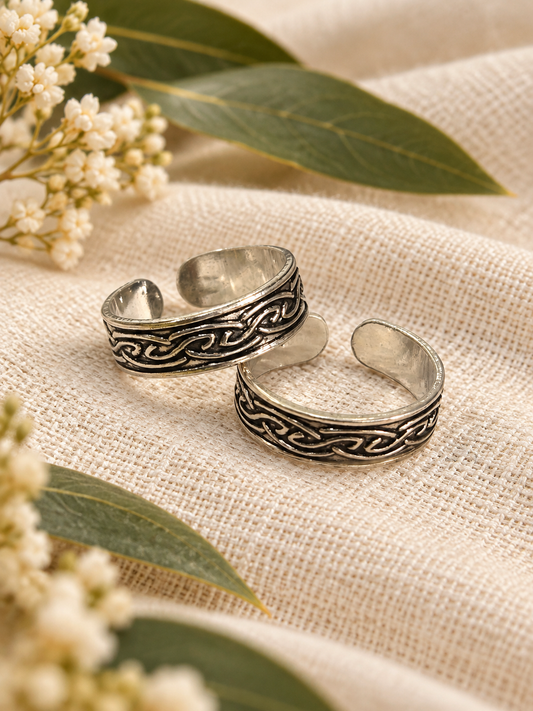 Pinnal • பின்னல் • 925 Silver Toe Rings
