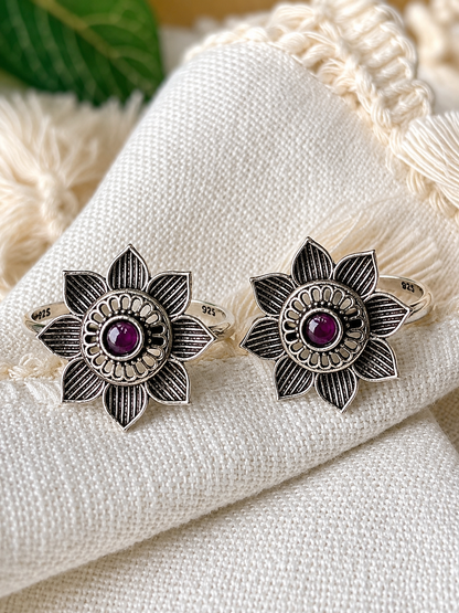 Suryakaanthi • Sunflower Toe Rings - 925 Silver
