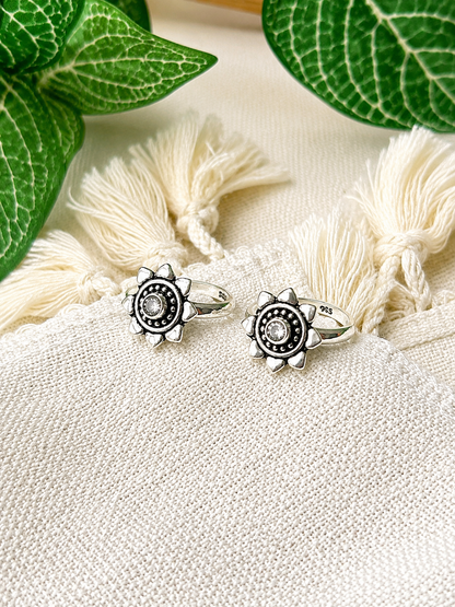 Samandhi • Marigold Toe Ring • 925 Silver