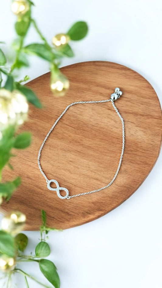Mudivila • முடிவிலா • 925 Silver Bracelet • Silver | Rose Gold Polish • Infinity Series