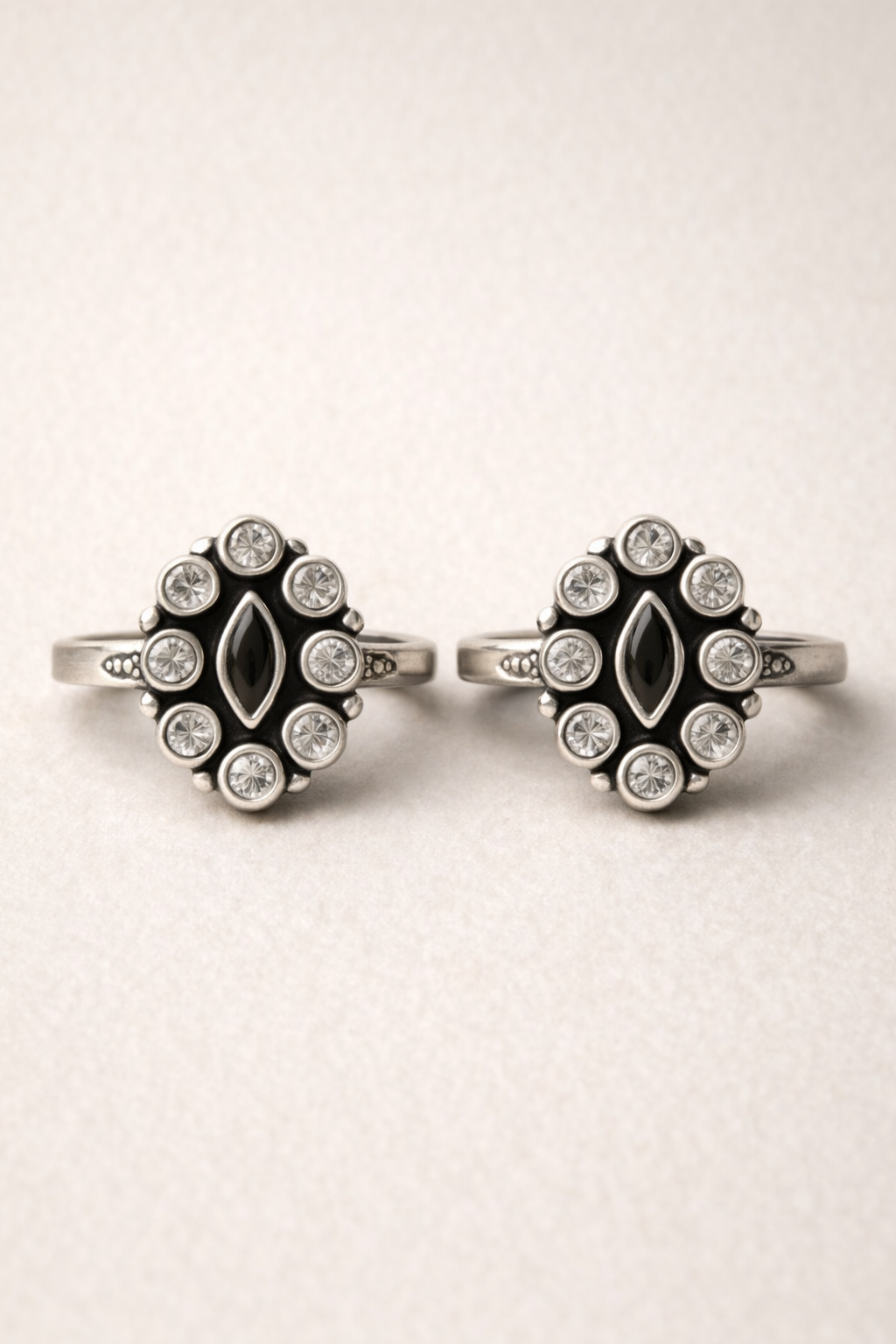 Navvi • நவி • 925 Silver Toe Rings