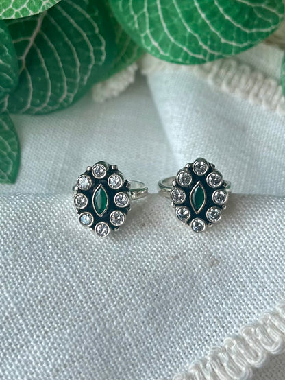 Ilakkiya • இலக்கியா • 925 Silver Toe Rings