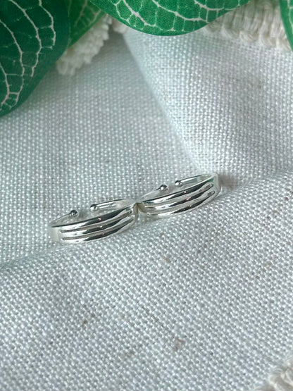 Ezhil • எழில் • 925 Silver Toe Rings