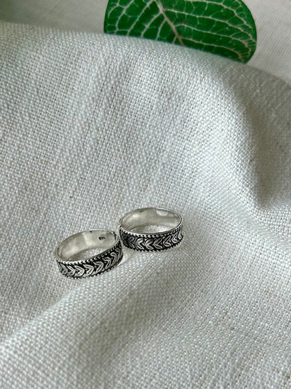 Mayuri • மயூரி • 925 Silver Toe Rings