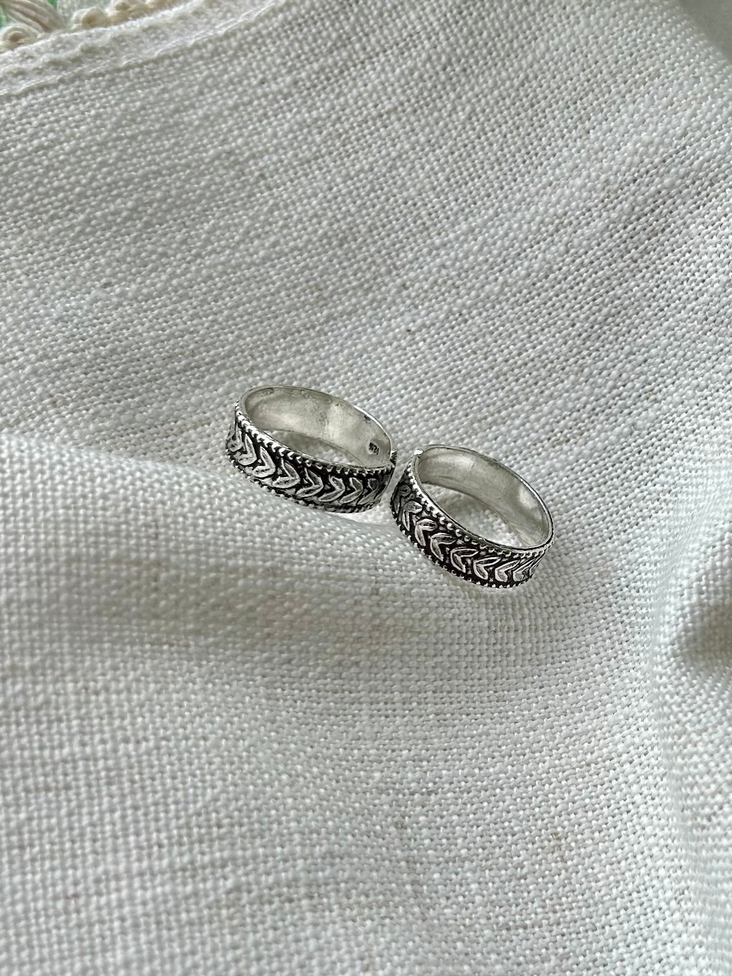 Mayuri • மயூரி • 925 Silver Toe Rings