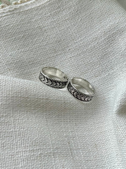 Mayuri • மயூரி • 925 Silver Toe Rings