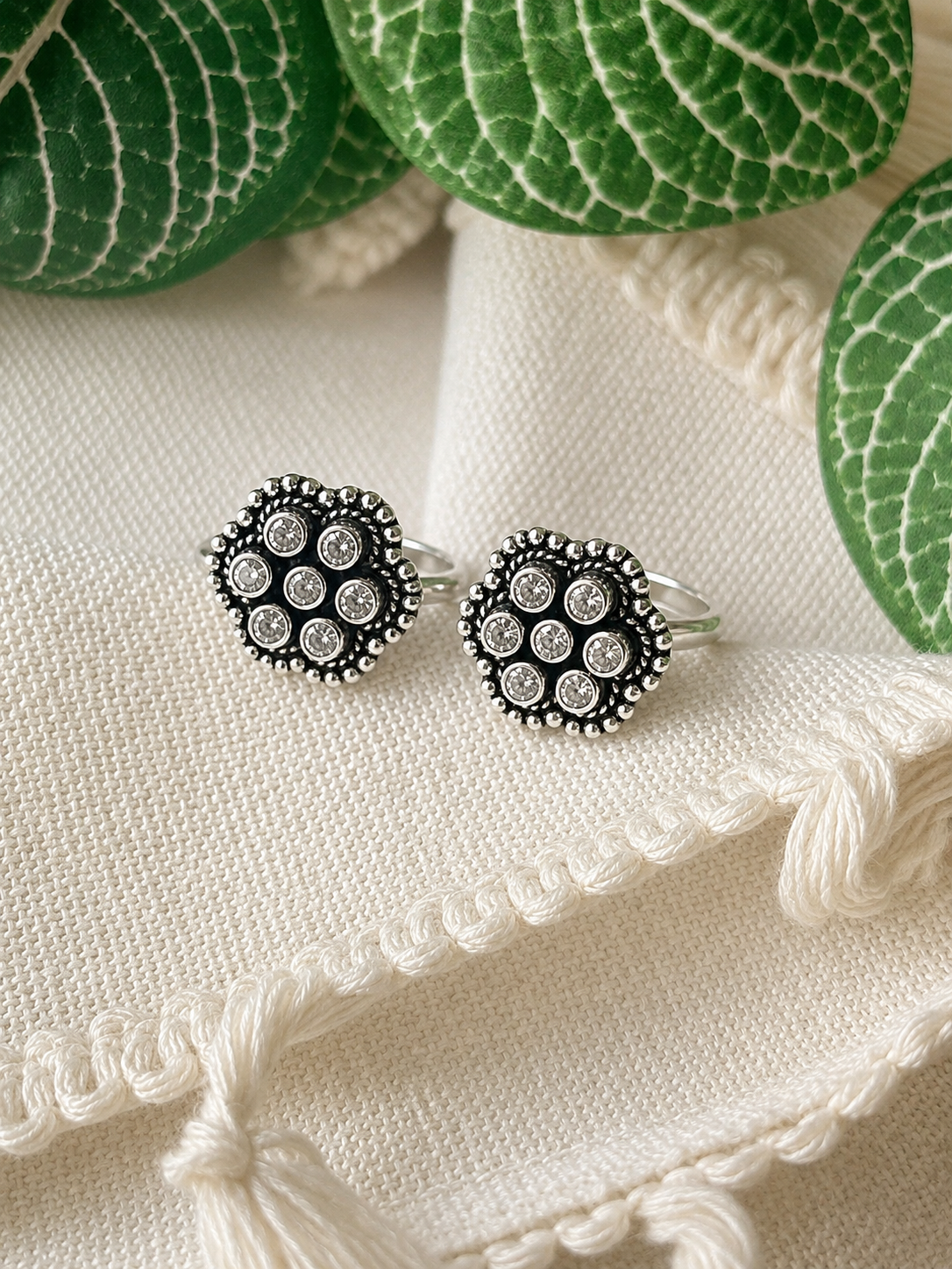 Chandramathi • சந்திரமதி • 925 Silver Toe Rings