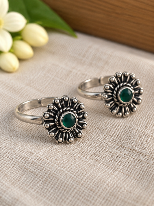 Sudarvizhi • சுடர்விழி • 925 Silver Toe Rings