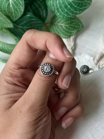 Mridula • மிருதுலா • 925 Silver Toe Rings