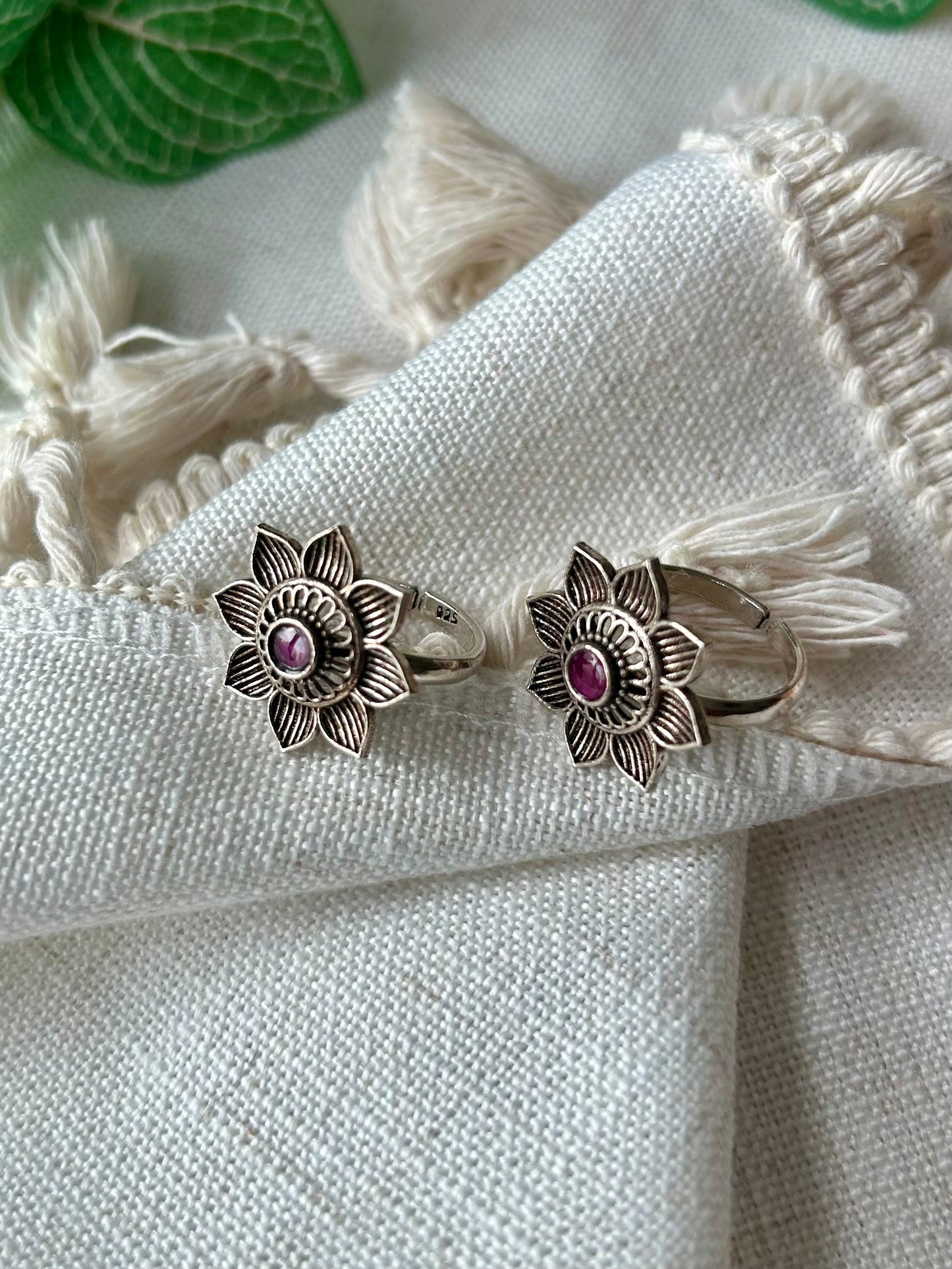 Suryakaanthi • Sunflower Toe Rings - 925 Silver