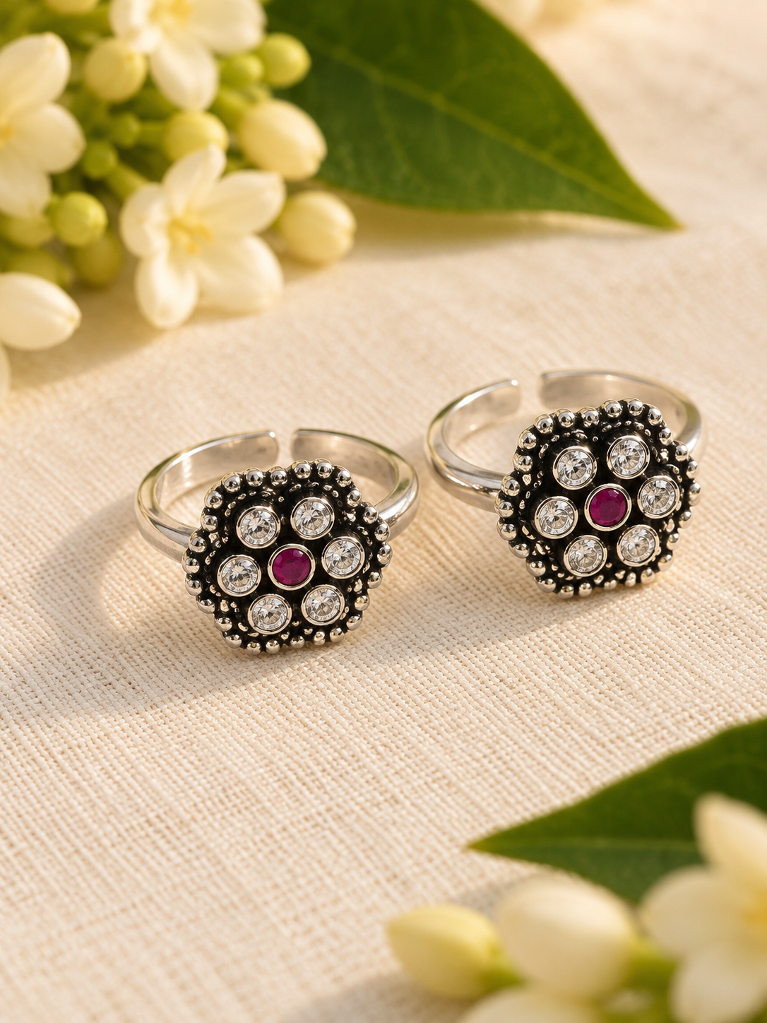 Chandramathi • சந்திரமதி • 925 Silver Toe Rings