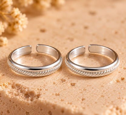 Noolizhai • நூலிழை • 925 Silver Toe Rings