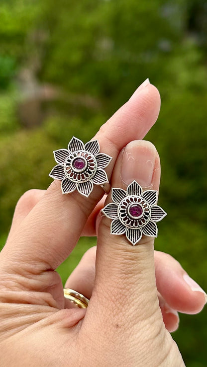 Malarini • மலரினி • 925 Silver Toe Rings