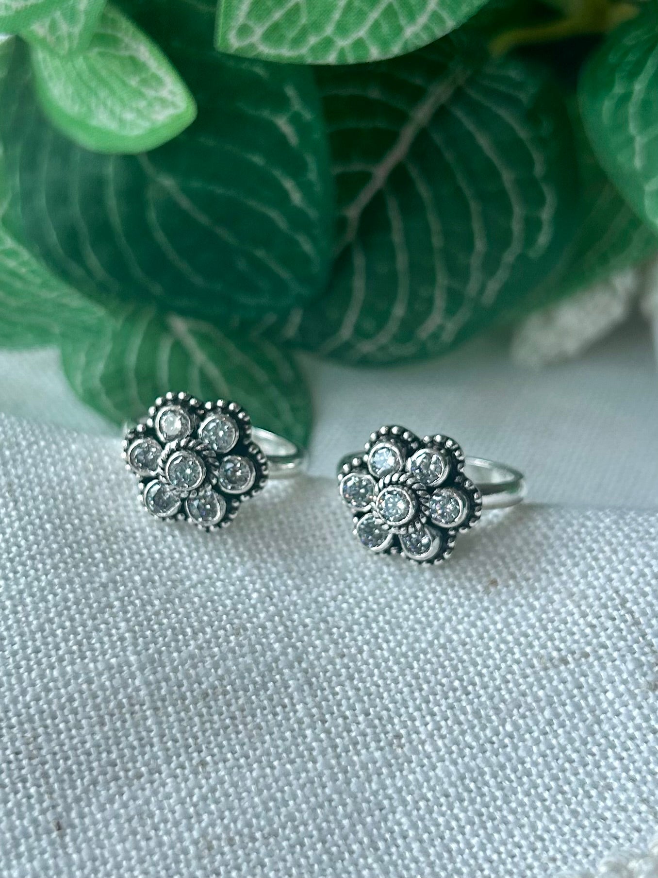 Malliswari • மல்லீஸ்வரி • 925 Silver Toe Rings