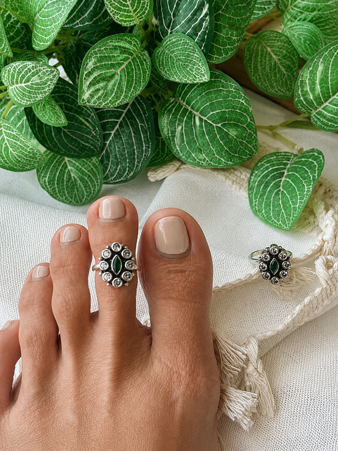 Ilakkiya • இலக்கியா • 925 Silver Toe Rings