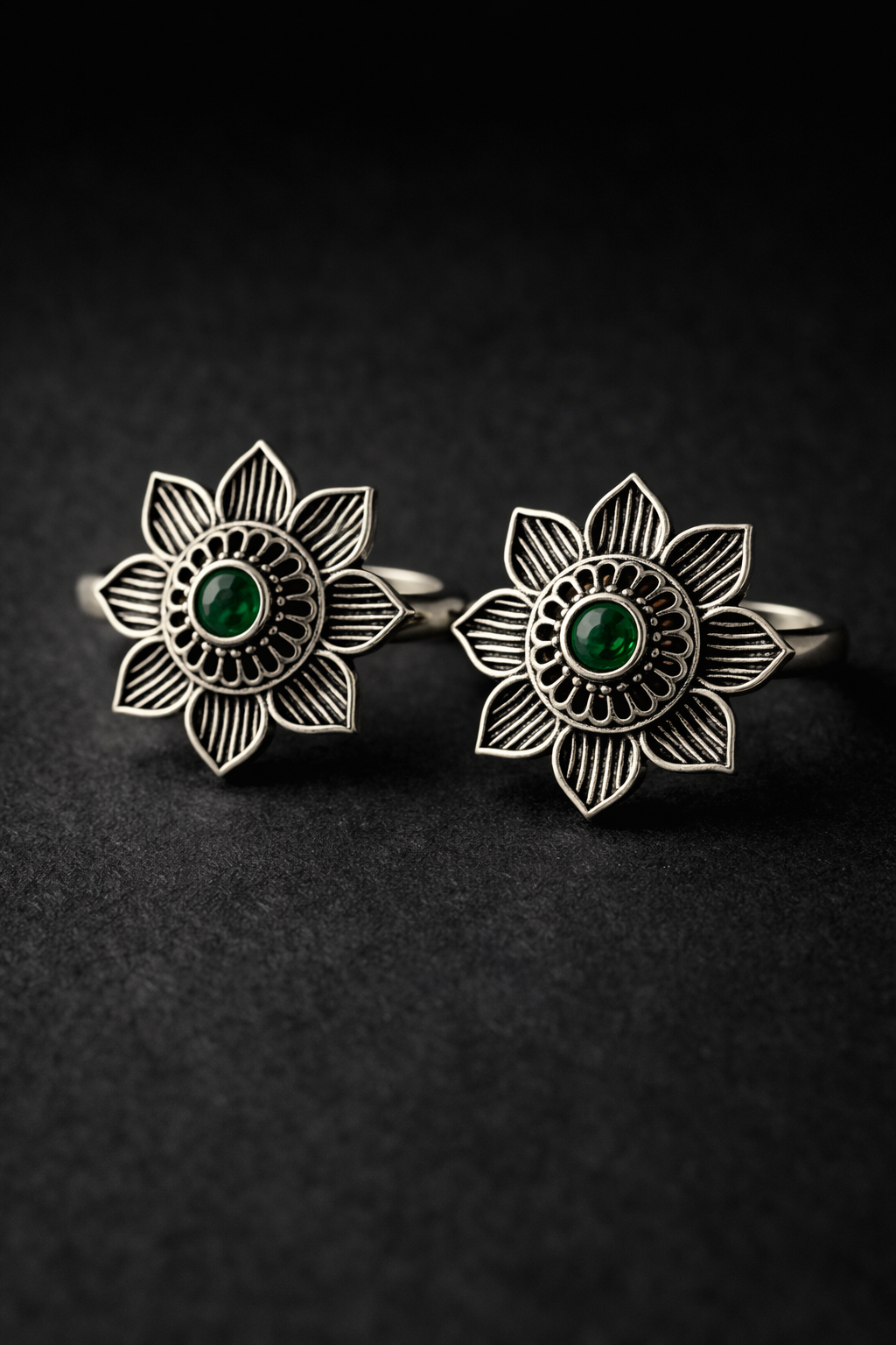 Malarini • மலரினி • 925 Silver Toe Rings