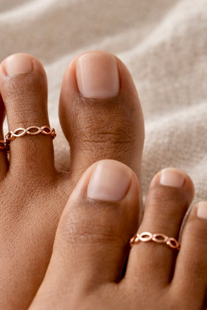 Vizhila • விழிலா • 925 Silver Toe Rings