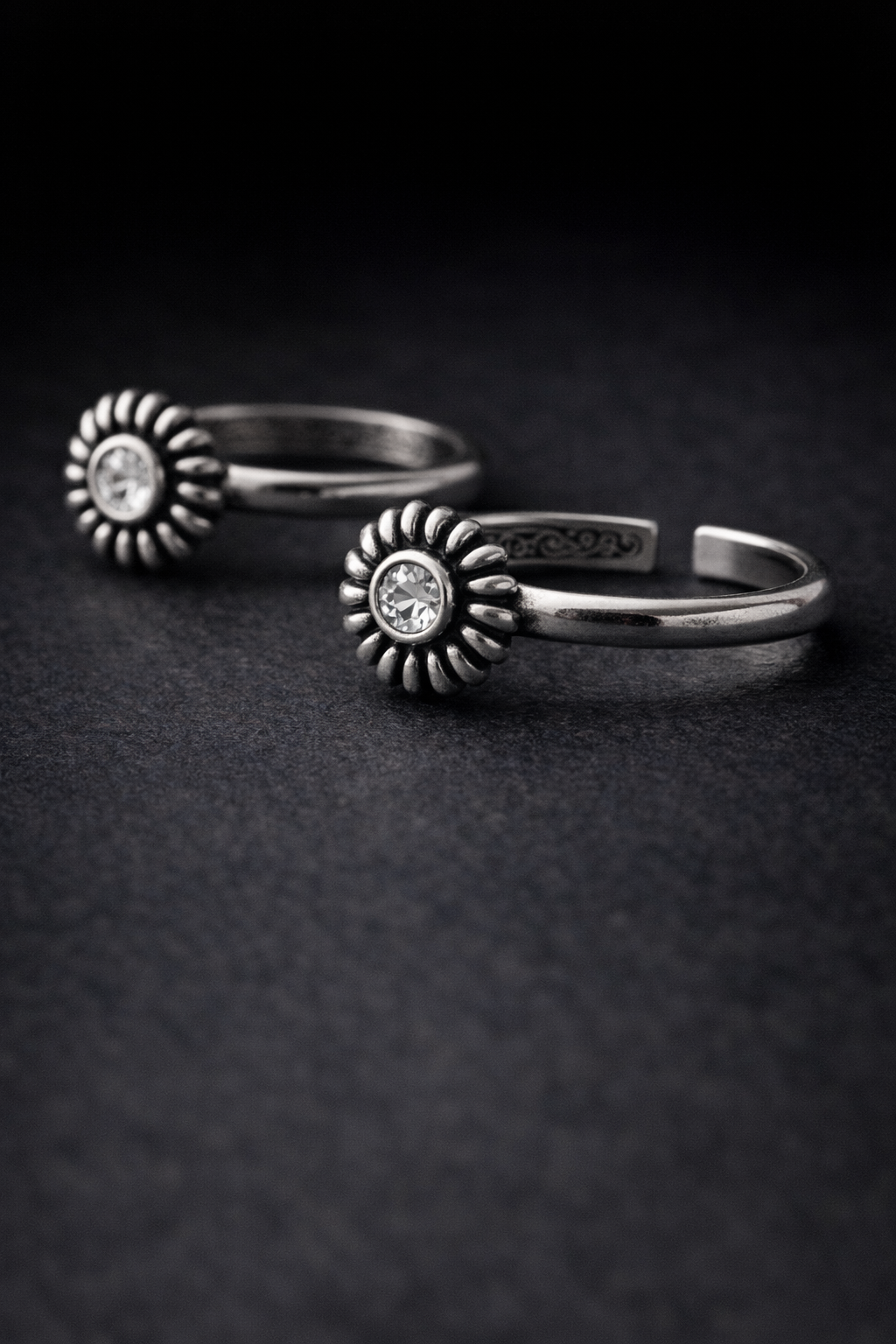 Nilaani • நிலானி • 925 Silver Toe Rings