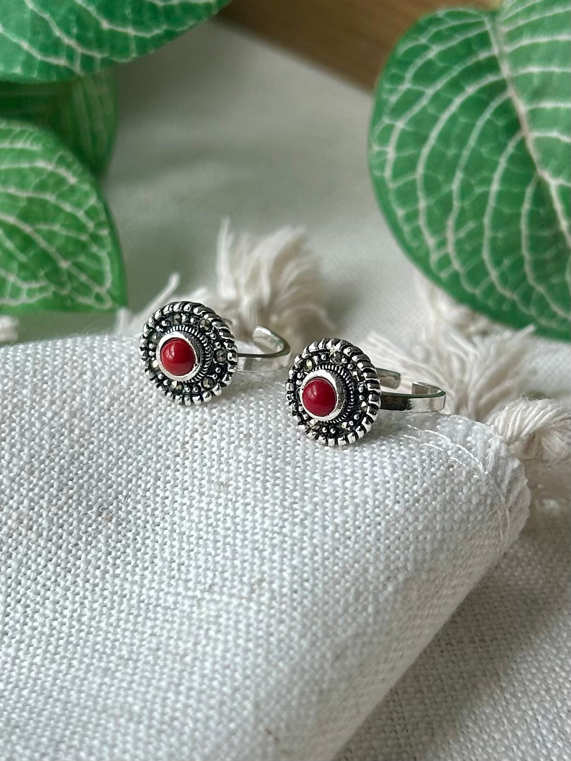 Sindhoori • சிந்தூரி • 925 Silver Toe Rings