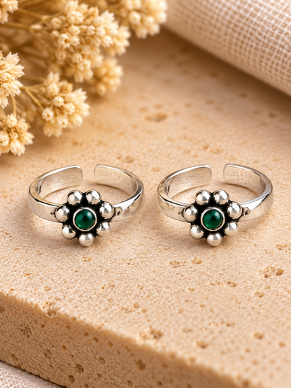 Malarvi • மலர்வி • 925 Silver Toe Rings