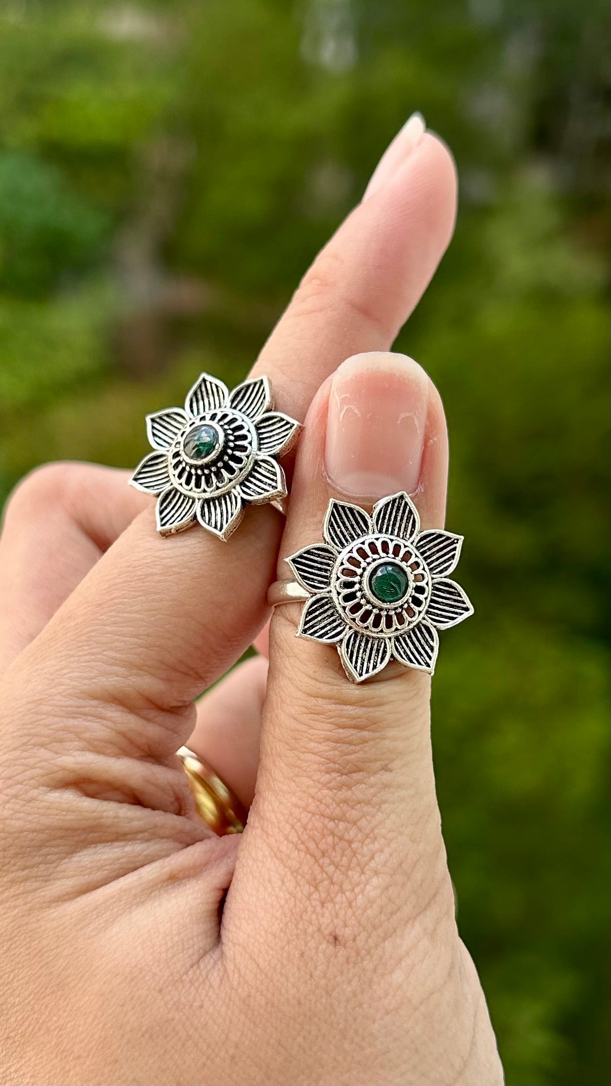 Malarini • மலரினி • 925 Silver Toe Rings